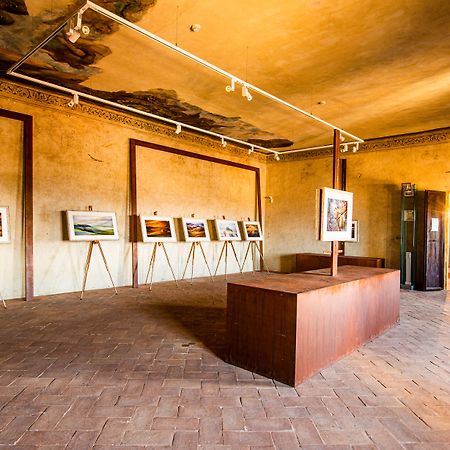 Palazzo Del Capitano Wellness E Relais Hotel San Quirico dʼOrcia Екстериор снимка