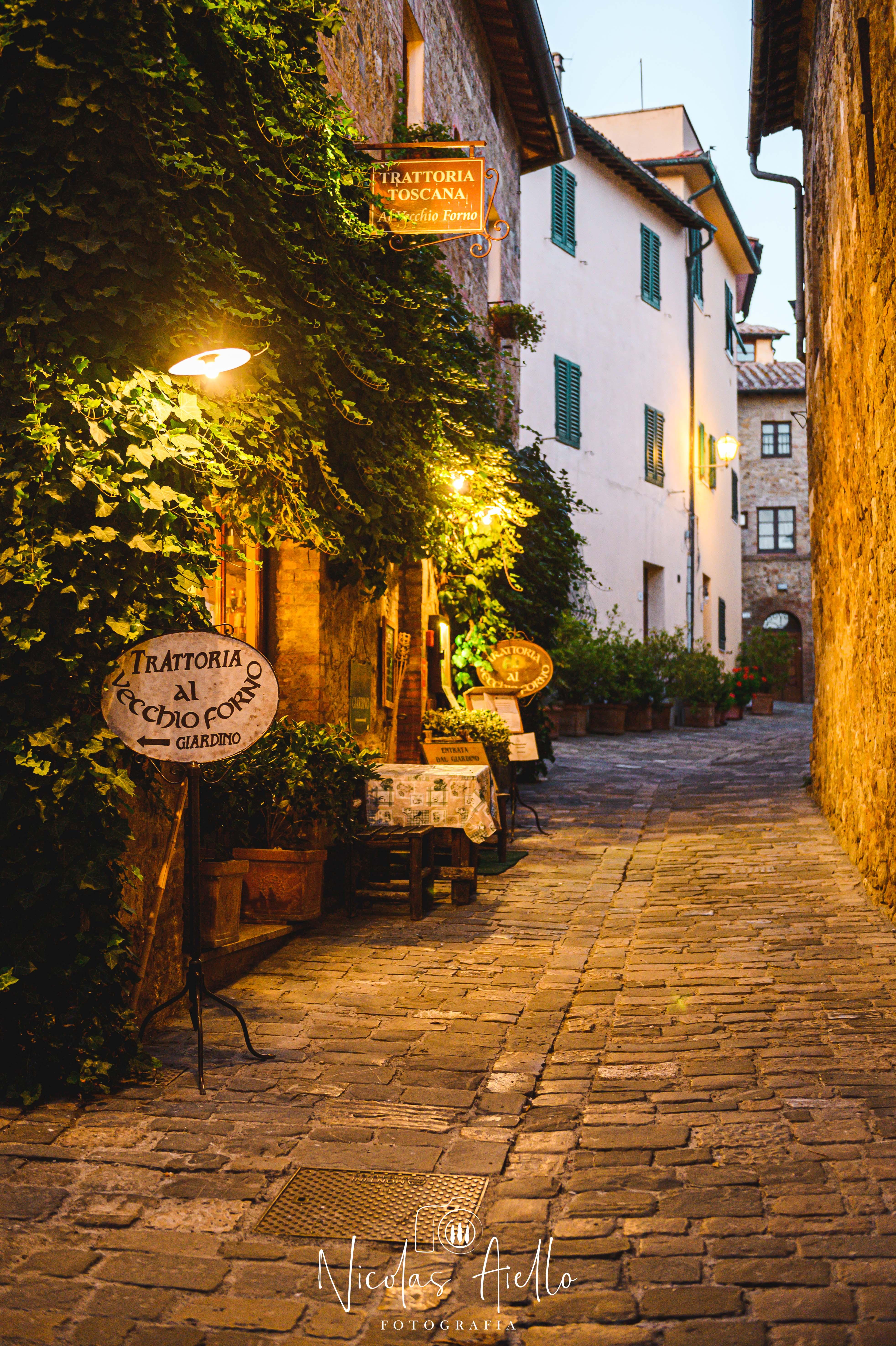 Palazzo Del Capitano Wellness E Relais Hotel San Quirico dʼOrcia Екстериор снимка