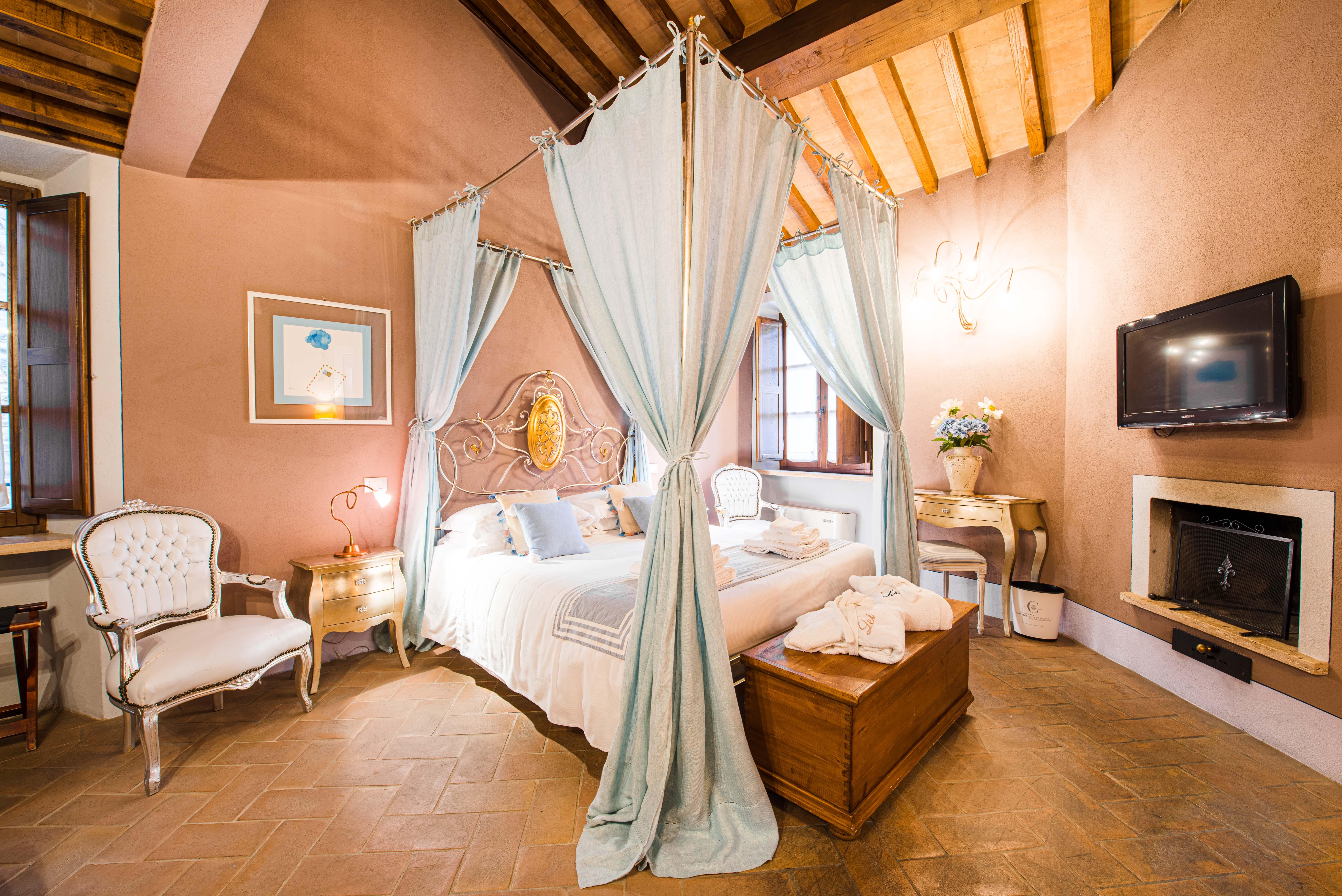 Palazzo Del Capitano Wellness E Relais Hotel San Quirico dʼOrcia Екстериор снимка